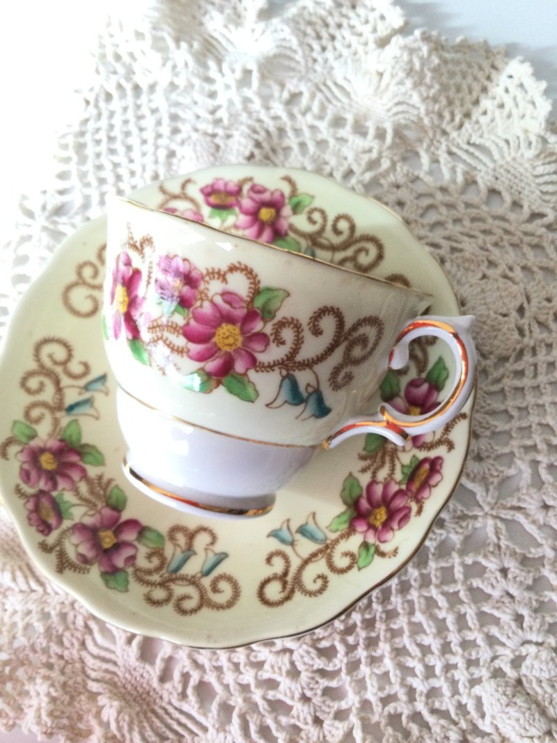 Colclough China 6677 tea cup and saucer-08 - ถ้วย - เครื่องลายคราม 