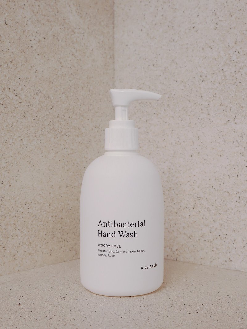 A by Amiid Pure White Antibacterial Hand Cleanser - Wood Rose 320ml - ผลิตภัณฑ์ล้างมือ - พลาสติก ขาว