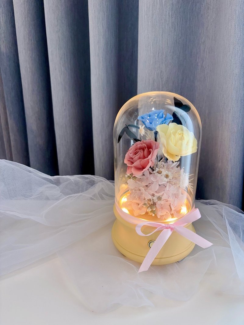 Japanese Everlasting Flower Night Lamp x Bluetooth Speaker Comes with Gift Box and USB Charging Cable - โคมไฟ - พืช/ดอกไม้ หลากหลายสี