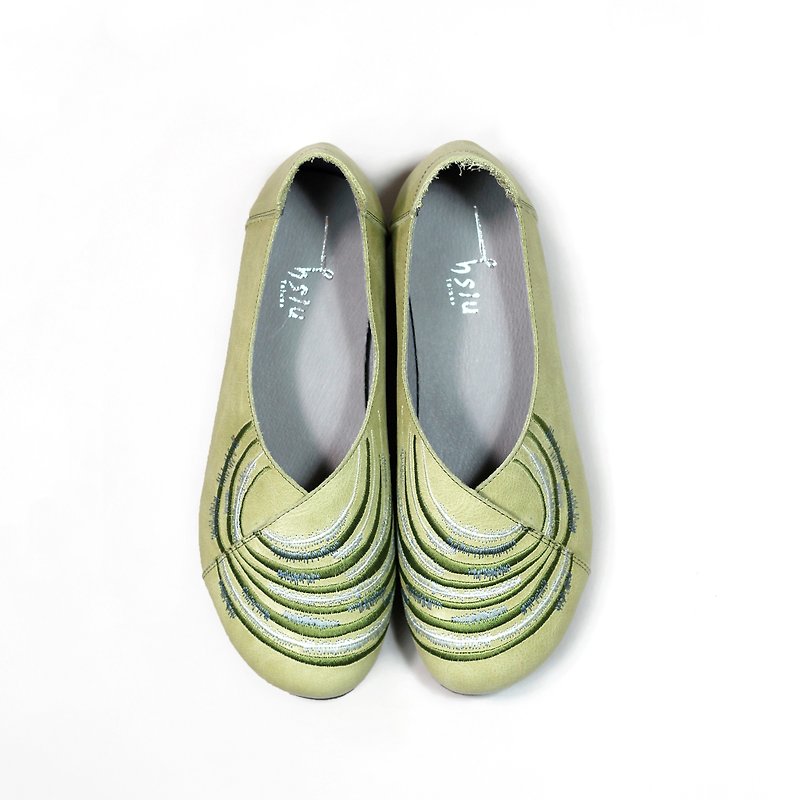 Embroidered walking flats-Gan Lezhong/Cao Green - Women's Leather Shoes - Genuine Leather Green