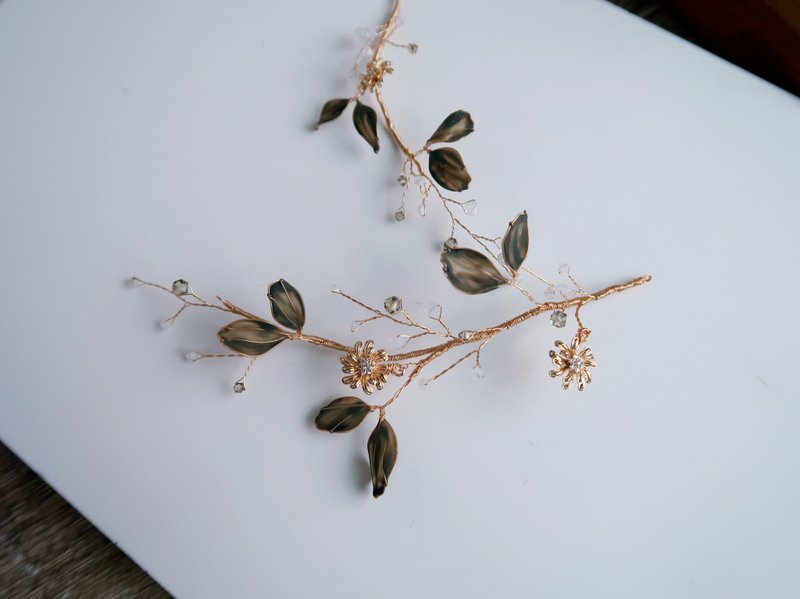 The branches and leaves are silently beautiful - handmade bridal jewelry gift bridal headgear / girlfriend jewelry - Hair Accessories - Resin Green