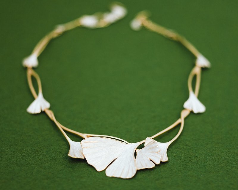 Gingko necklace - elegant dress necklace - gold and silver - allergy free - สร้อยคอ - โลหะ สีทอง