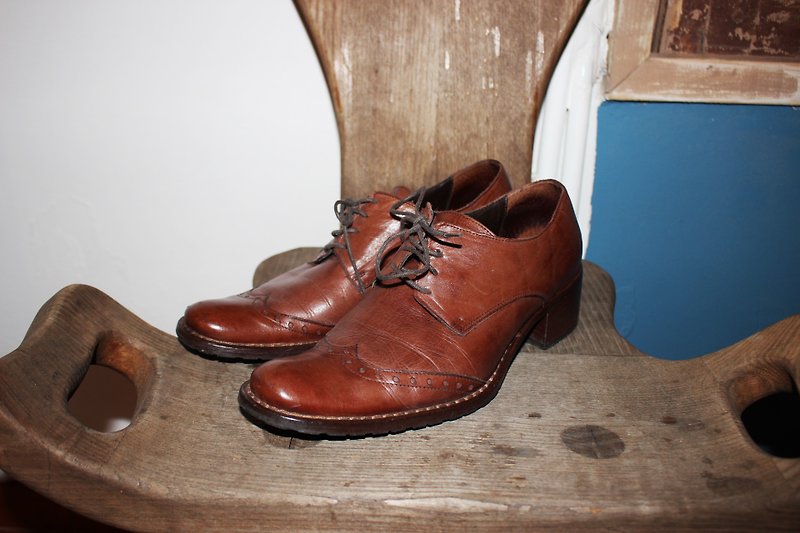 S108（ビンテージ）（イタリア製）【イタリアの靴底の添字]ブラウンローヒールの靴（23.5センチメートル）サイズ：37 - スリッポン - 革 ブラウン