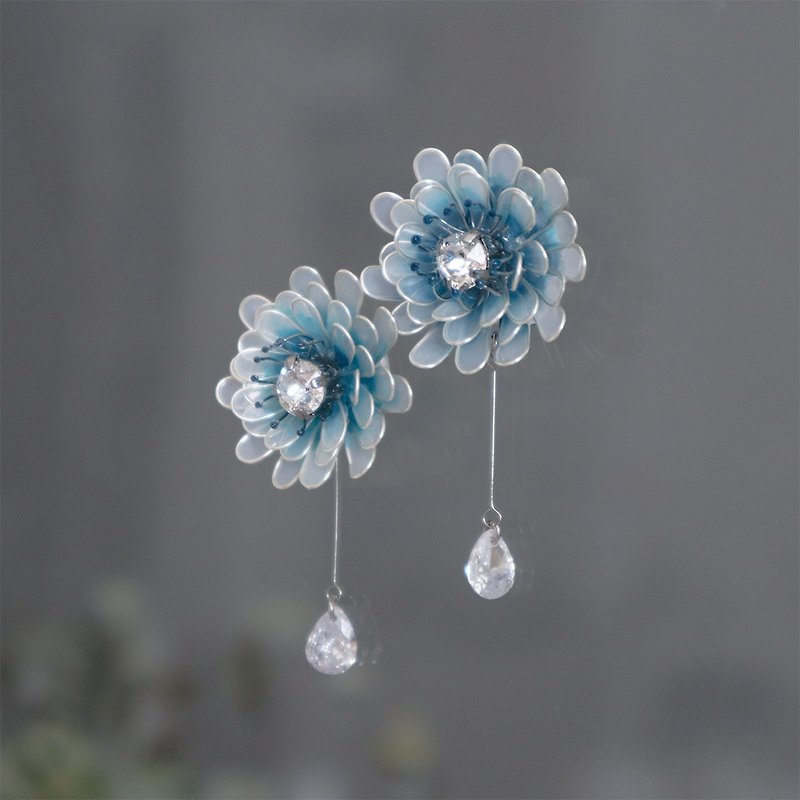Peacock flower lover earrings Blue - Earrings & Clip-ons - Other Materials Blue