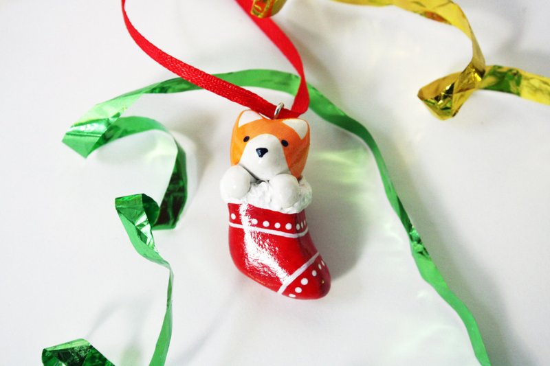 Welsh Corgi Dog in Stocking Ornament Christmas Tree - ตุ๊กตา - ดินเหนียว ขาว