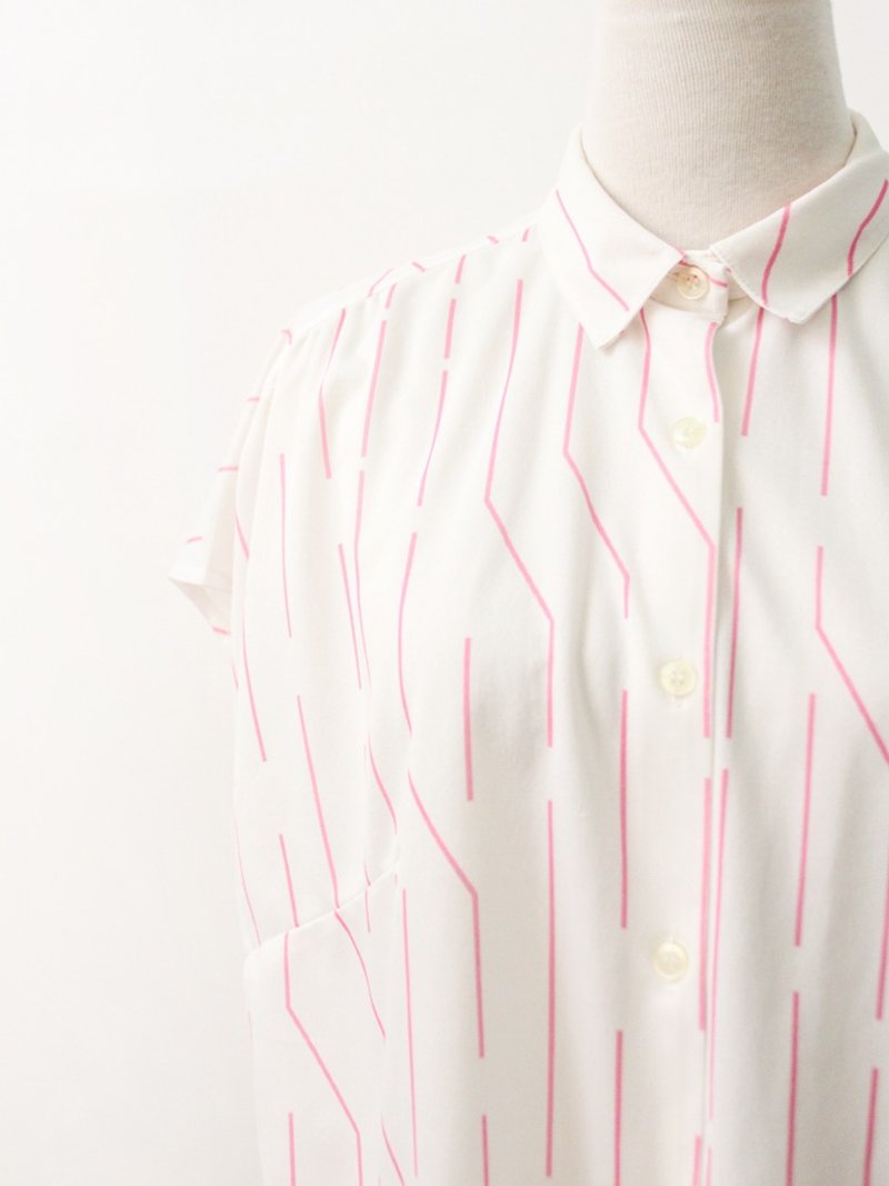 Retro Pink Geometric Stripe White Short Sleeve 90s Vintage Vintage European Blouse - Women's Shirts - Polyester White