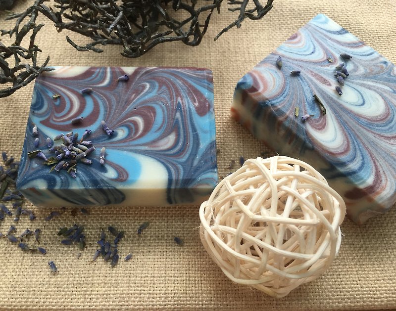Lavender Sleeping Cocoa Soap - สบู่ - กระดาษ สีม่วง