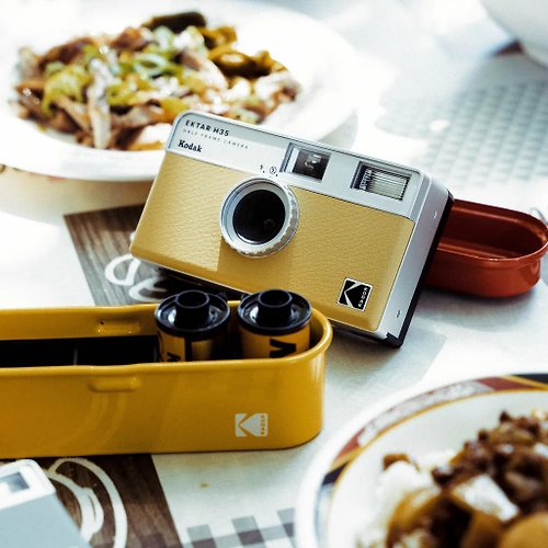 Kodak 柯達底片相機旗艦店 【Kodak 柯達】底片相機 Kodak Ektar H35 沙色 半格機+隨機底片