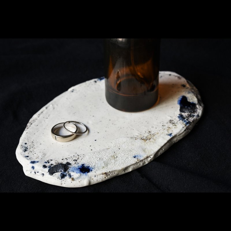 no25de_Beach rock wave crystal inlaid kaolin incense seat appreciation plate/snack plate - Items for Display - Pottery 