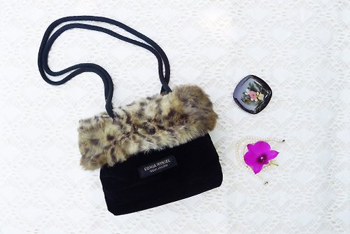 puremorningvintage 90s SONIA RYKIEL Night and Day Shoulder bag / Black velvet and Leopard Fur bag