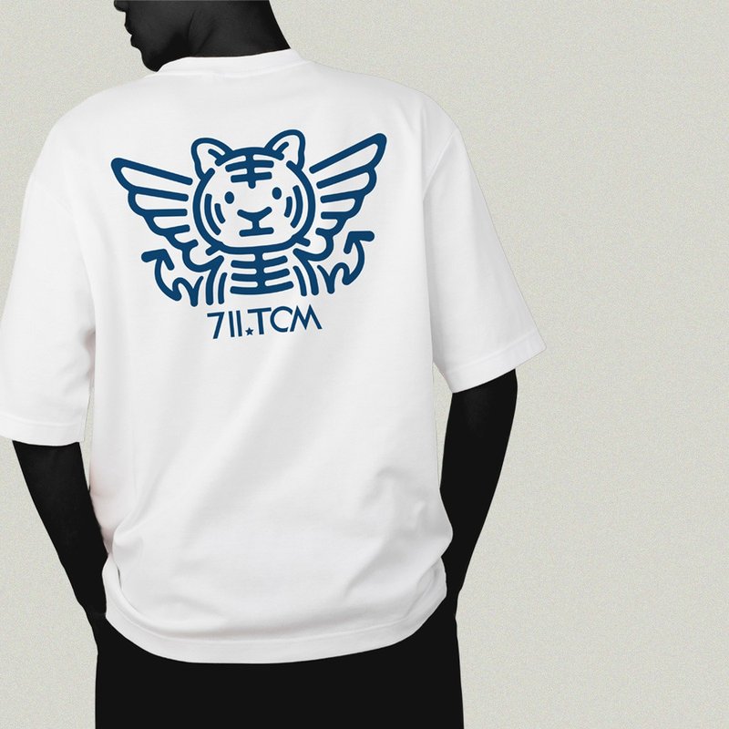 動物插畫T | 飛虎 | Oversize 白色款印花T恤 - 男 T 恤 - 棉．麻 