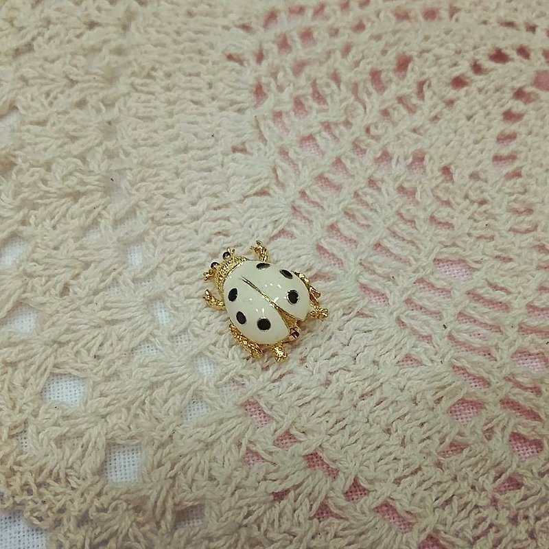 [Old pieces] gold and white enamel ladybug pins - Brooches - Other Metals Gold