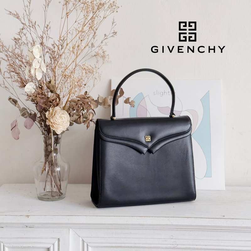美品 Givenchy Vintage 紀梵希日製黑色真皮弧線翻蓋古董手提包 - 手提包/手提袋 - 真皮 黑色