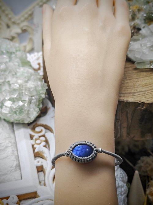 zen crystal jewelry 礦石設計 藍光拉長石|手工編織手繩|macrame
