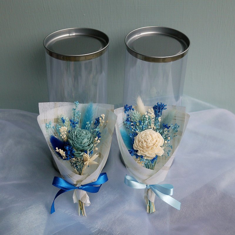 甜美時光-藍太陽玫瑰 藍白乾燥花罐禮盒 迷你手綁小花束 - 乾燥花/永生花 - 植物．花 藍色