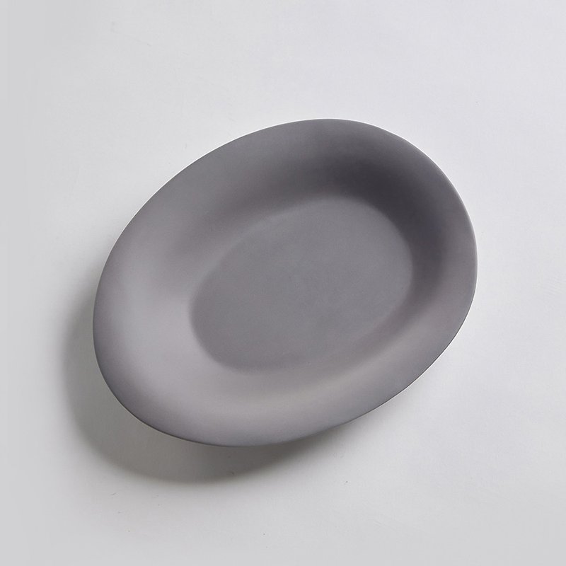 [3,co] Ocean Oval (Large)-Gray - Small Plates & Saucers - Porcelain Gray