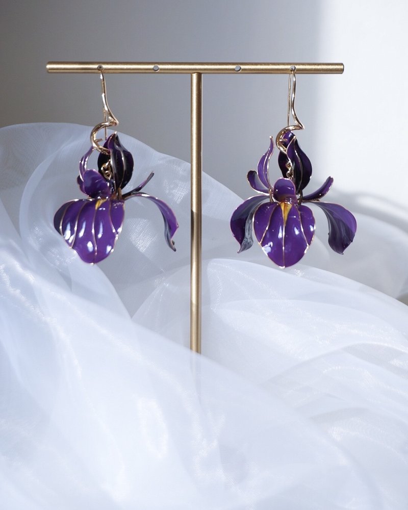 Prom night - Earrings & Clip-ons - Resin Purple