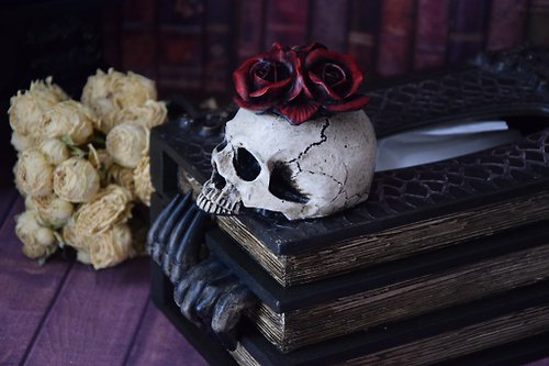 HelenRomanenko Interior Skull with Red Flowers
