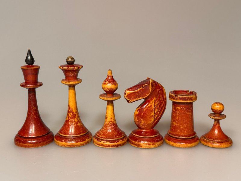Latvian / Morofvian chess set 1950 to 1953 - 桌遊/牌卡 - 木頭 橘色