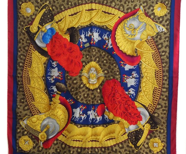 日本直送】エルメス HERMES カレ90 スカーフ CASQUES et PLUMETS 面貌