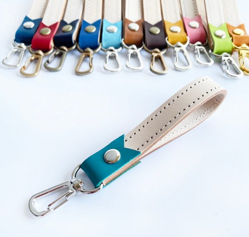 Genuine leather key chain with a choice of leather colors (15 colors in total) ☆ Customizable metal fittings ☆ For matching and small gifts ♪ - ที่ห้อยกุญแจ - หนังแท้ 