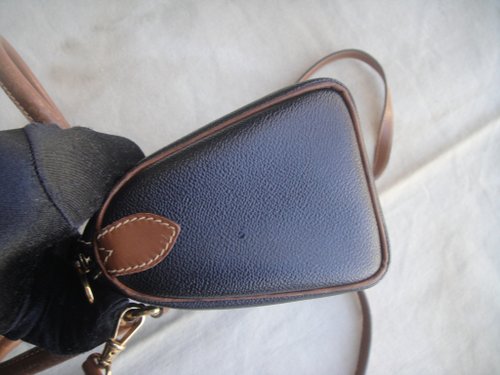 OLD-TIME】初期の中古イタリアブランド TRUSSARDI ショルダー OLD-TIME】初期の中古イタリアブランド TRUSSARDI ショルダー