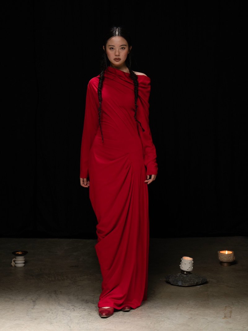 新中式復古 / 壓褶連身裙 / 多種穿法 - 洋裝/連身裙 - 其他材質 紅色