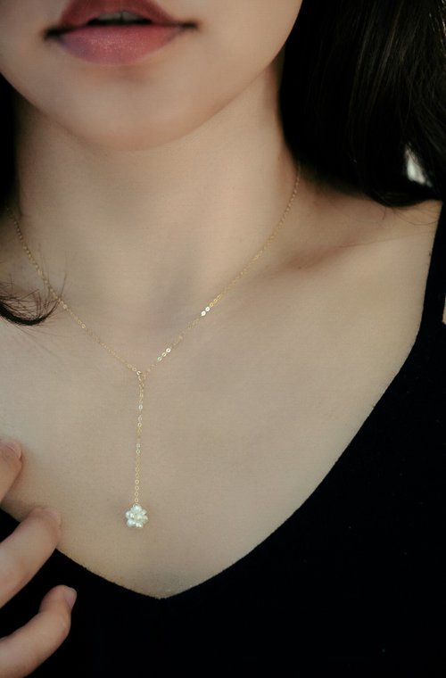 SV925/14KGF HESTIA パール花珠 Y字ロングネックレス 谷間チェーン 長