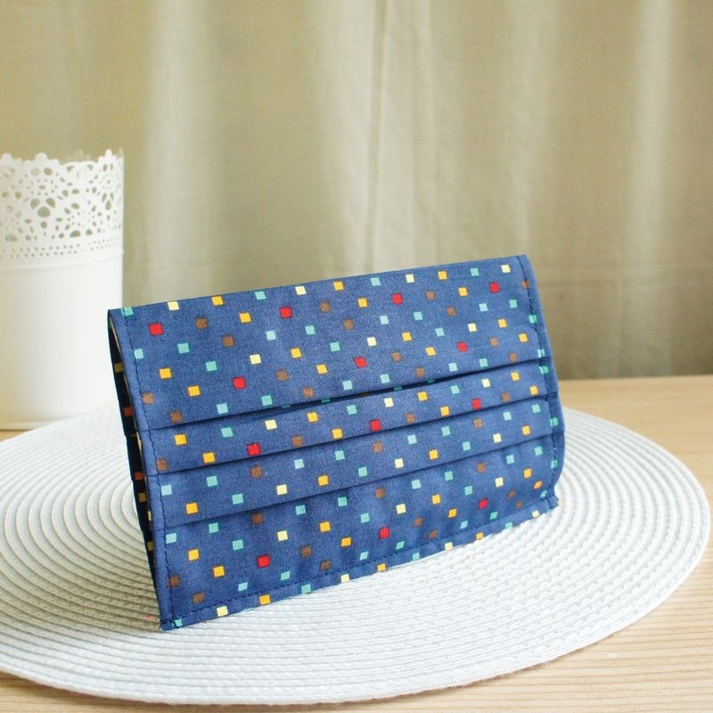 Lovely environmental protection [blue color grid cotton mask cover] suitable for disposable adult paper masks - หน้ากาก - ผ้าฝ้าย/ผ้าลินิน สีน้ำเงิน