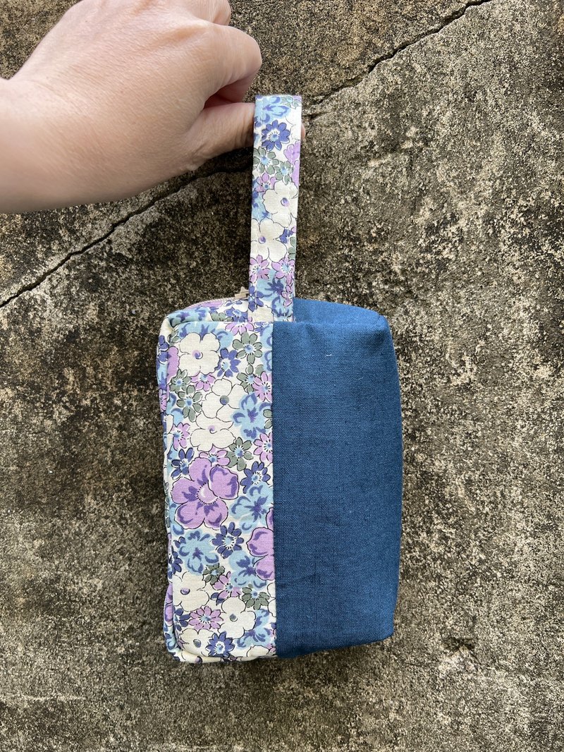 Pinkoi Selected Mother's Day Gifts Limited Floral Fabric Customized Cosmetic Bag - Toiletry Bags & Pouches - Cotton & Hemp Purple