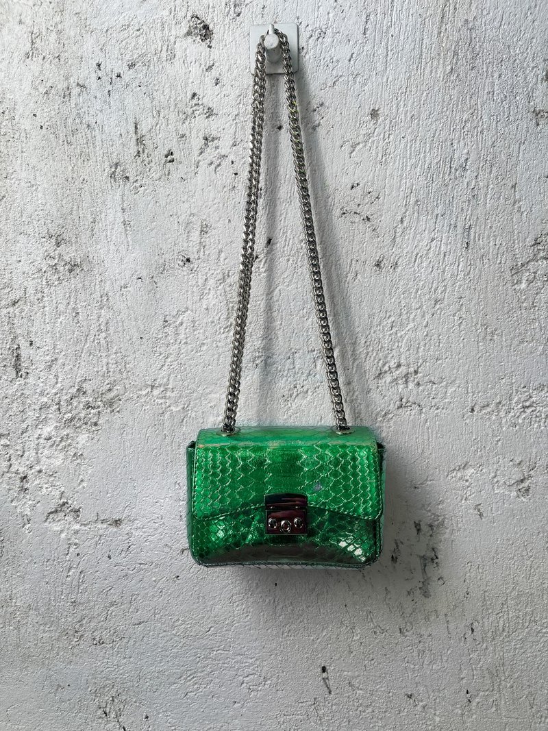 Green Python Leather Bag Snakeskin Crossbody Purse Metallic Leather Clutch - 手拿包 - 真皮 綠色