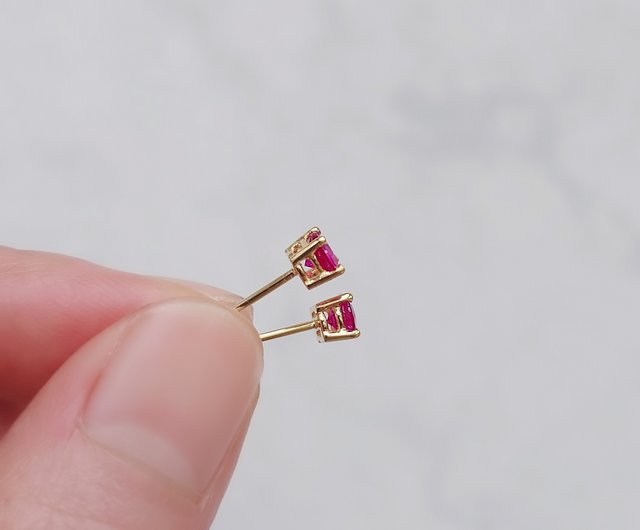 【買取店】K18 天然ルビー スクエア 立て爪 ゴールド ピアス 買取店】K18 天然ルビー スクエア 立て爪 ゴールド ピアス 買取
