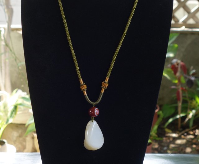 Raw stone sale pendant necklace