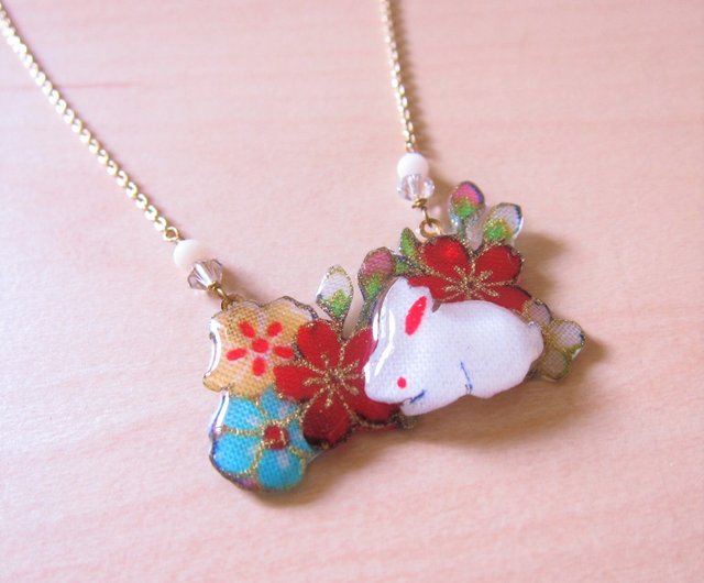 花うさぎの楽しみ 2回目の使用飾り 布飾り うさぎの葉ホワイト手作りネックレス ショップ Js2nd チョーカー Pinkoi