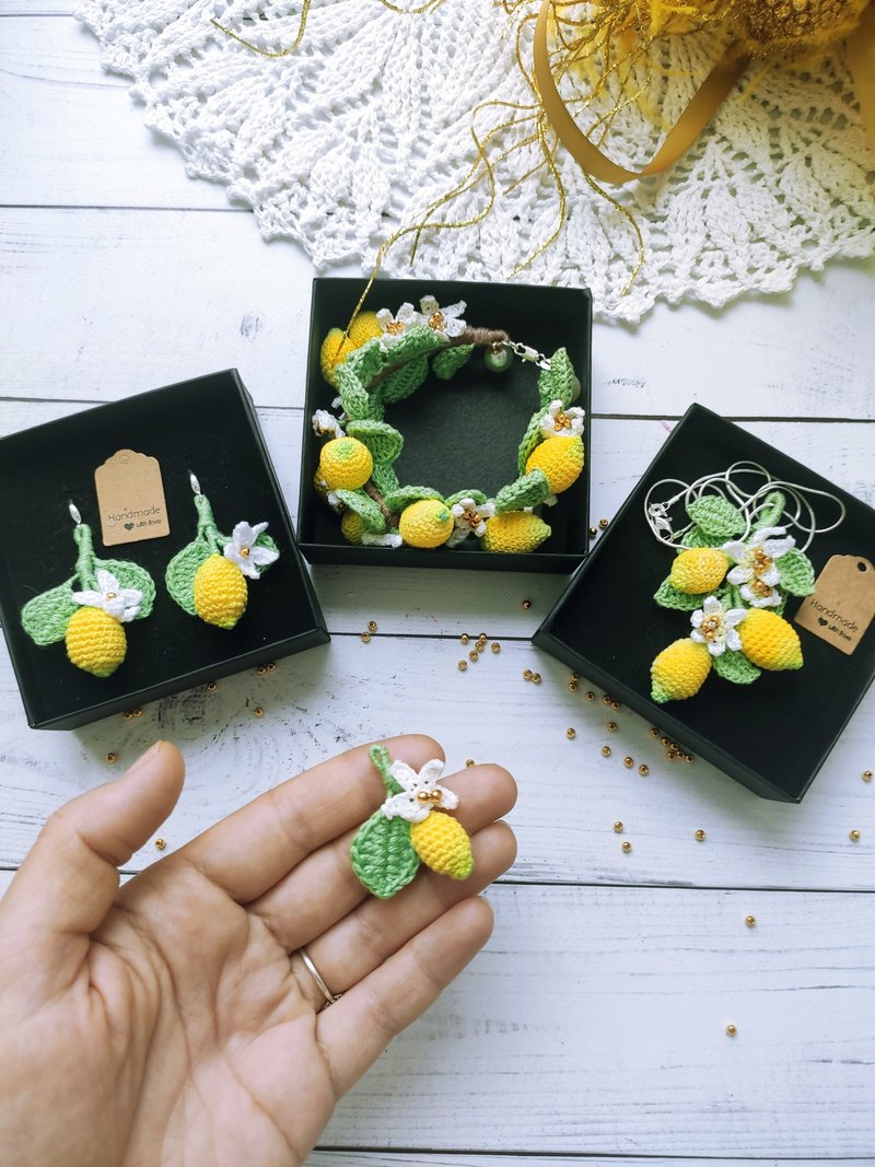 耳環 Lemon SET、吊墜 Lemon、手鍊 Lemon - 耳環/耳夾/耳骨夾 - 棉．麻 黃色