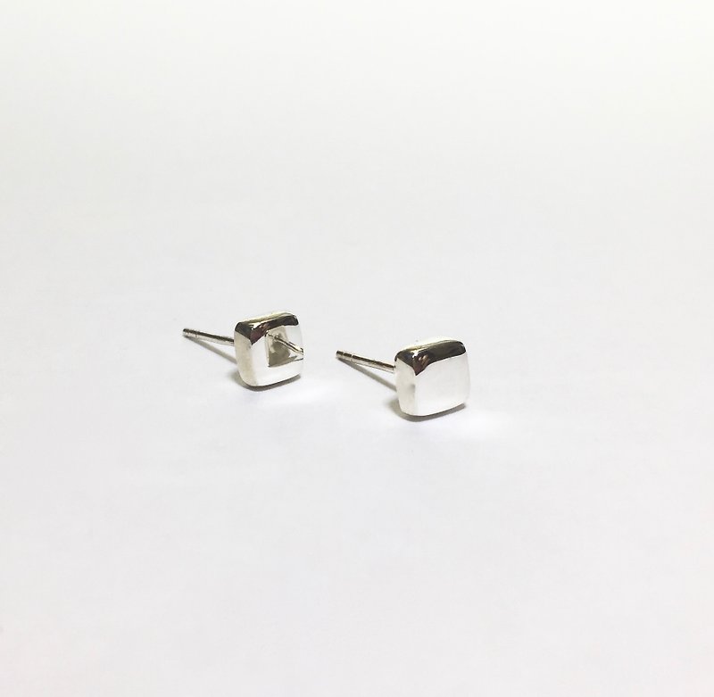 925純銀 正方形 耳針 耳環 - 耳環/耳夾 - 其他金屬 銀色