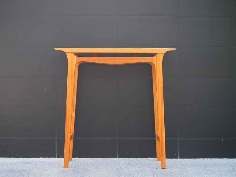 Meditation table/entrance table - เฟอร์นิเจอร์อื่น ๆ - ไม้ สีกากี