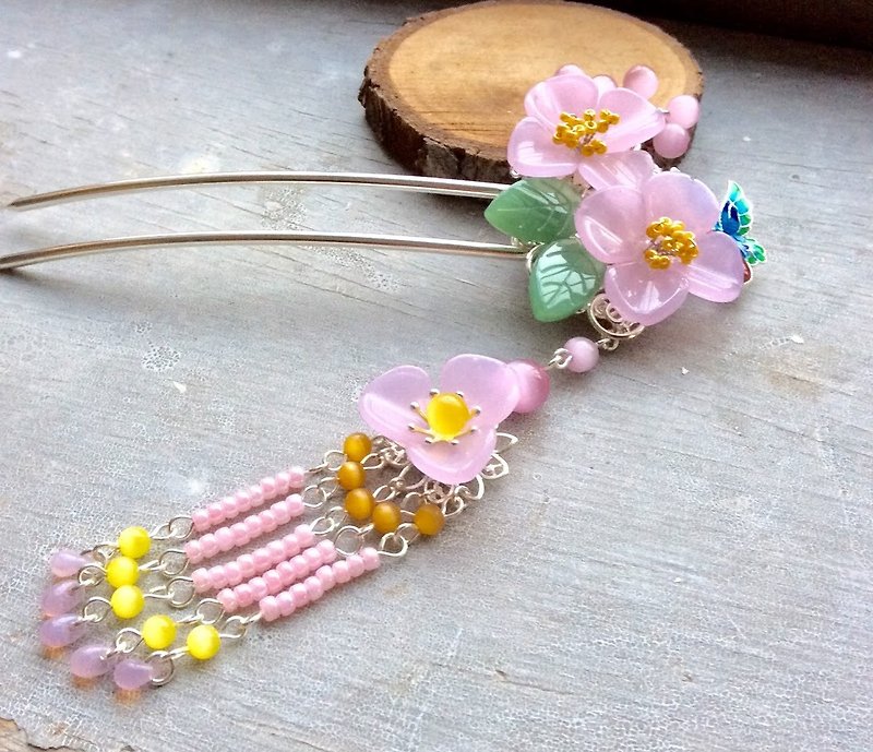 Meow hand ~ retro Chinese wind four flowers hairpin / Dielian / hairpin version - Hair Accessories - Other Materials Pink