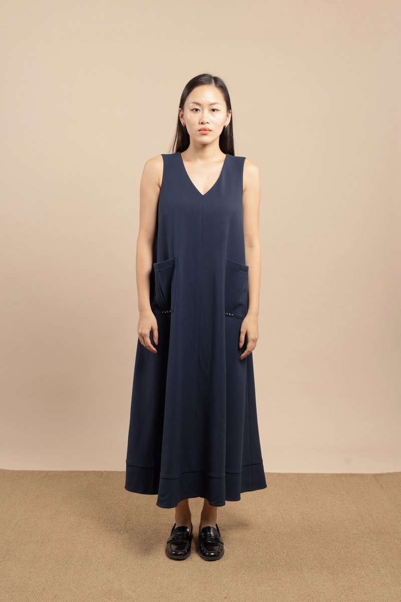 V領連身裙 V-neck sleeveless dress - 裙子/長裙 - 其他材質 藍色