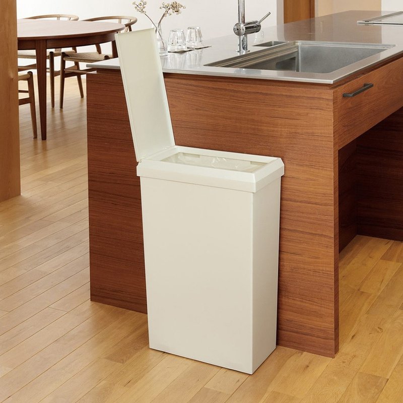 Japan RISU SOLOW Japan-made narrow classification trash can (with wheels)-40L-multiple colors available - Trash Cans - Plastic White