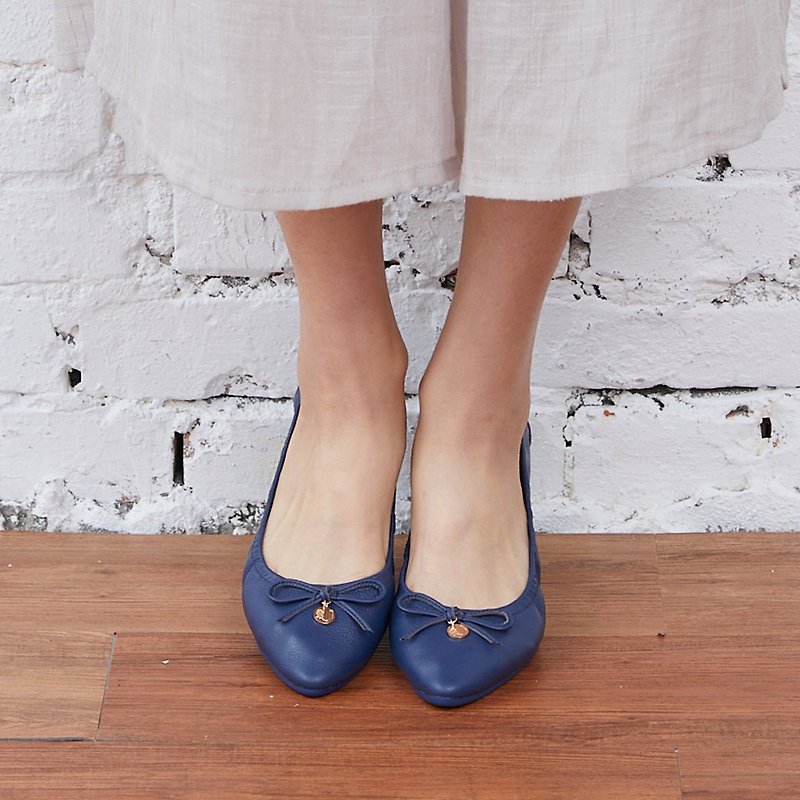 Size Zero [Flick Dance Steps] Bow Leather Ballet Shoes with Gold Buckle Pointed Toe_Dark Blue Night Sky (22.5) - Mary Jane Shoes & Ballet Shoes - Genuine Leather Blue