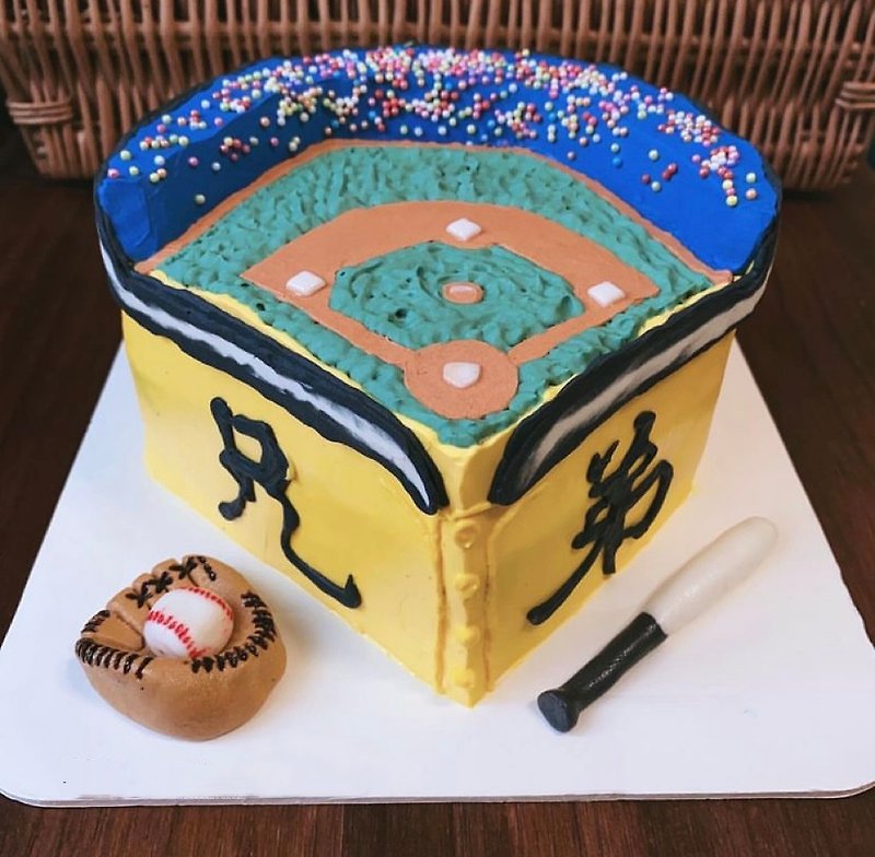 【オーダーケーキ】 野球場型の立体ケーキ シフォンケーキ バースデーケーキ フォンダンケーキ - ケーキ・デザート - 食材 