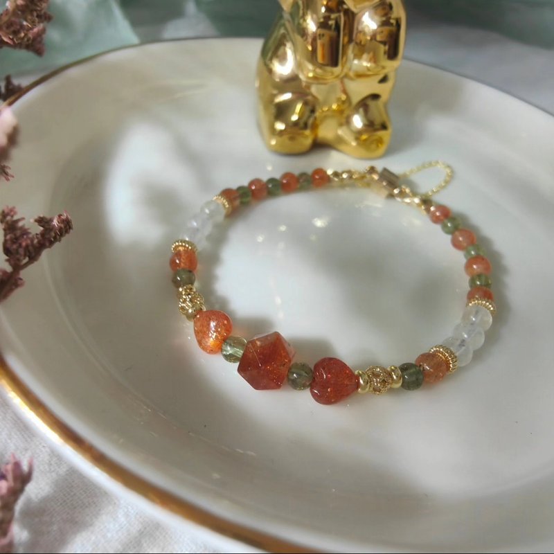 pull. Procedure - Bracelets - Crystal 