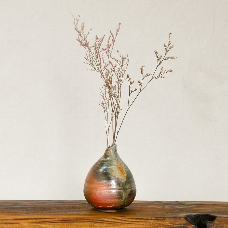 Wood fired pottery. Water droplet type flower vase vase - เซรามิก - ดินเผา สีนำ้ตาล