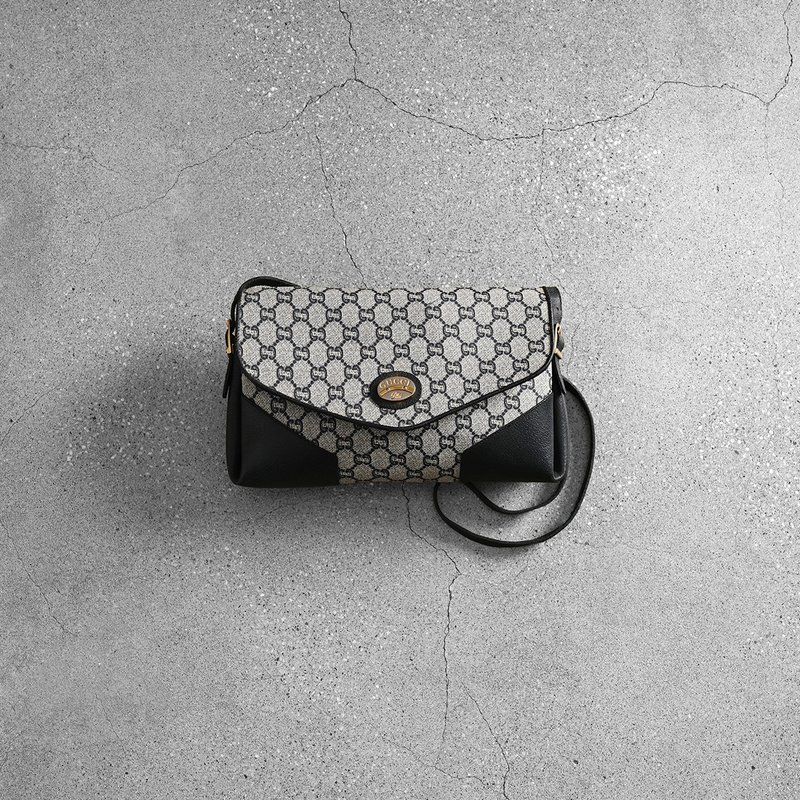 Vintage GUCCI Plus Bag - กระเป๋าแมสเซนเจอร์ - หนังแท้ สีน้ำเงิน