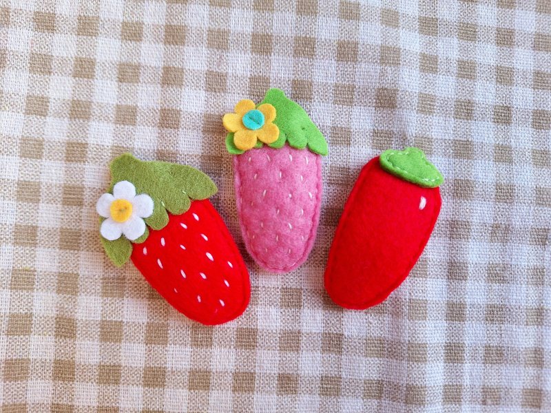 Hand-feel embroidered non-woven strawberry, pepper, and eggplant BB clip 5cm hair clip hair accessories - เครื่องประดับผม - เส้นใยสังเคราะห์ หลากหลายสี