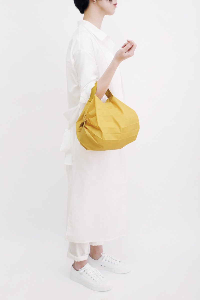 Foldable Tote S - KARASHI - กระเป๋าถือ - ไนลอน สีเหลือง