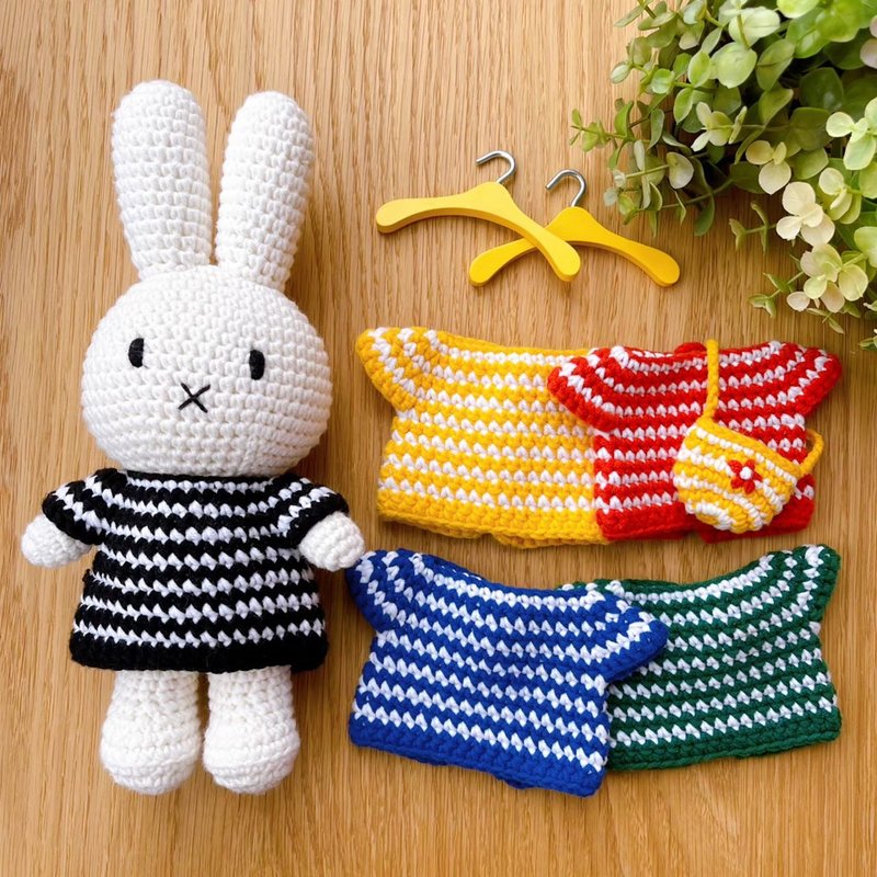 Just Dutch | Striped dress handmade for Miffy Melanie - ตุ๊กตา - ผ้าฝ้าย/ผ้าลินิน หลากหลายสี