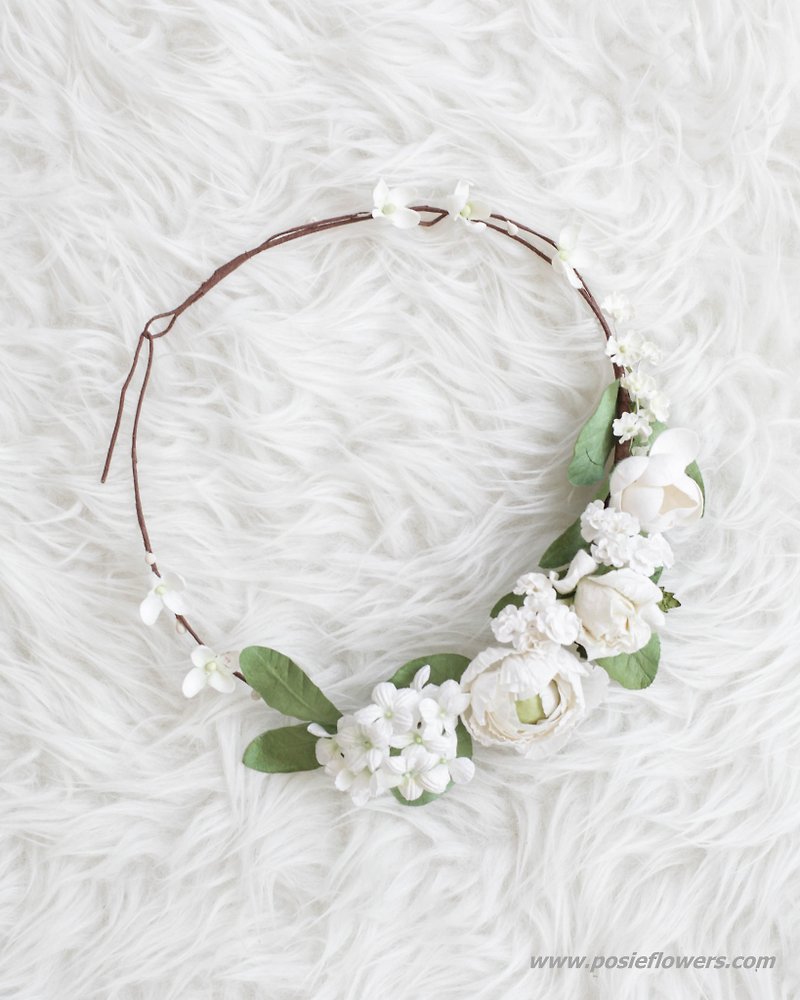 Pure White Handmade Floral Crown - 髮夾/髮飾 - 紙 白色