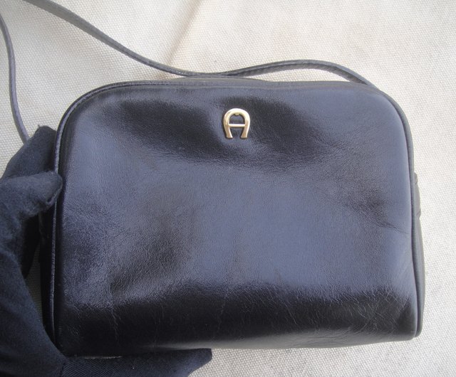 OLD TIME Early second hand old bag AIGNER shoulder bag Shop OLD